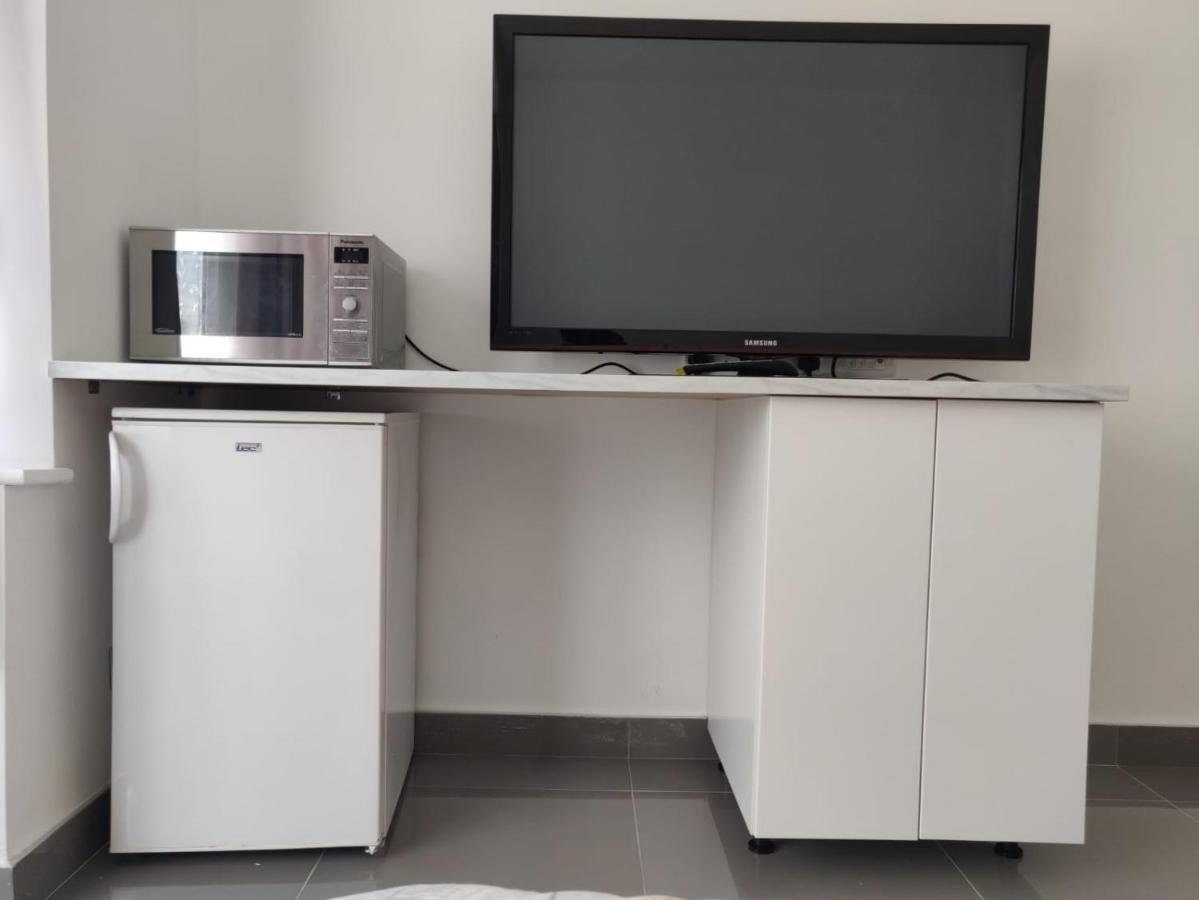 Stunning Double Room In Harrow Wembley - Khoob House ロンドン エクステリア 写真